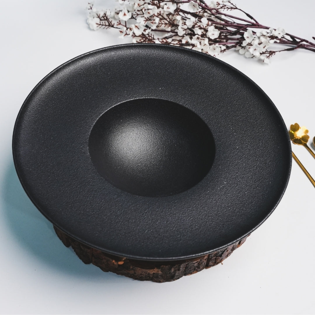 BLACK SPAGHETTI/PASTA PLATE